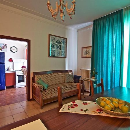 Affittacamere La Casa Di Elide Arezzo Extérieur photo