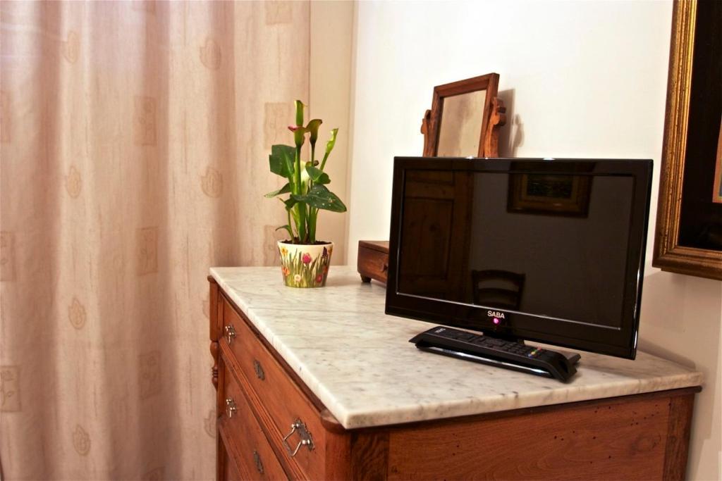 Affittacamere La Casa Di Elide Arezzo Chambre photo