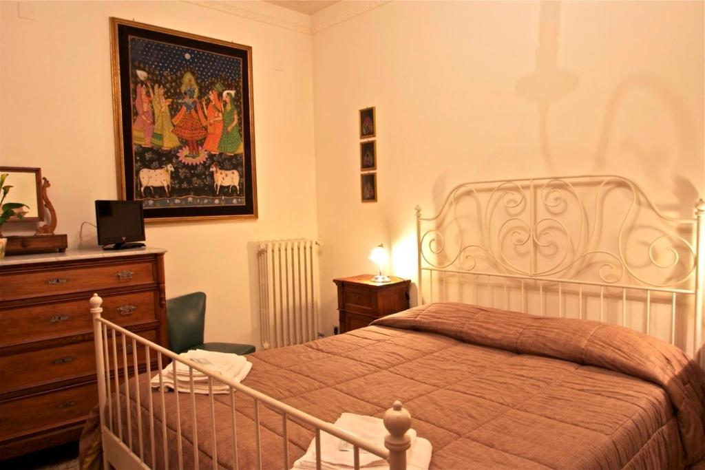 Affittacamere La Casa Di Elide Arezzo Chambre photo